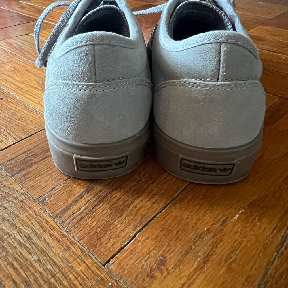 Adidas sneakers - Picture 3 of 3
